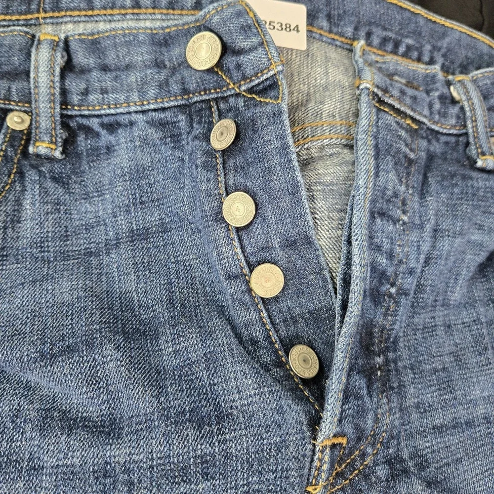 Levis *please carefully